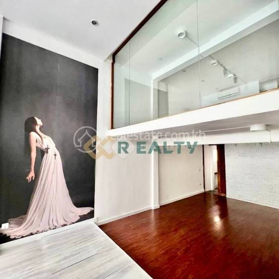 Шопхаус Для Аренды in Chamkarmon $1,200
