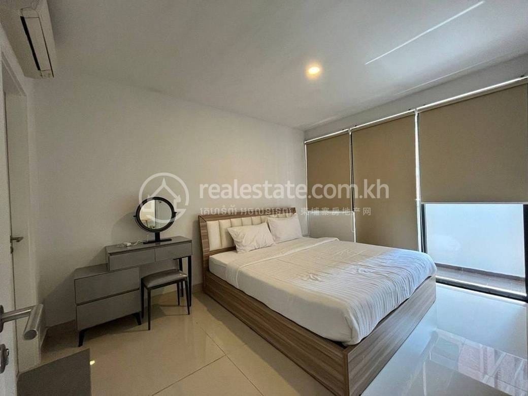 Apartment For Rent with 1 Parking Space