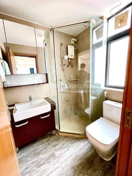 Chamkarmon Condo For Rent in Chamkarmon
