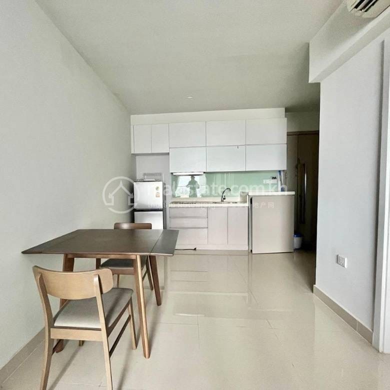 Chamkarmon Condo For Rent in Tonle Bassac Chamkarmon $550