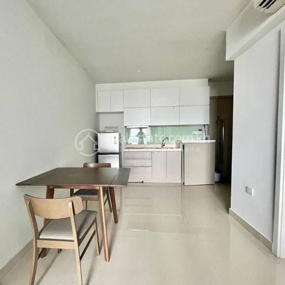 Chamkarmon Condo For Rent in Tonle Bassac Chamkarmon $550