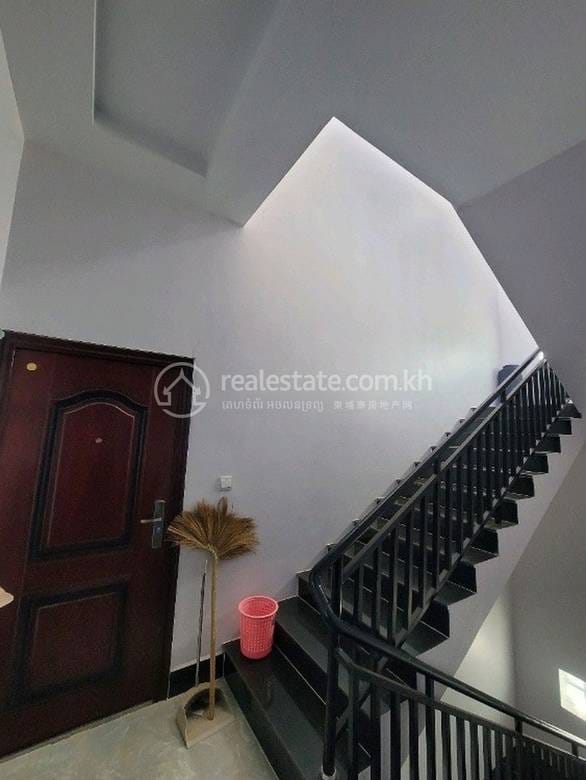 Sla Kram House and lot For Sale in Sla Kram