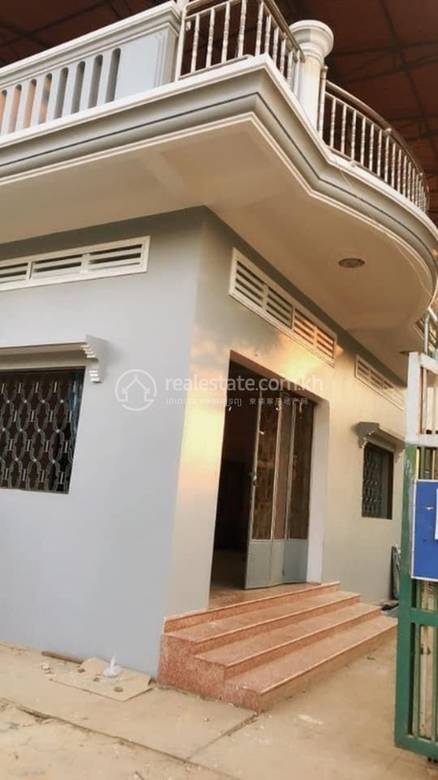 600 sqm Land Size House and lot Na prodej