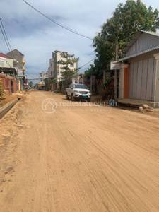 Kampong Roteh, Stueng Saen, Kampong Thom