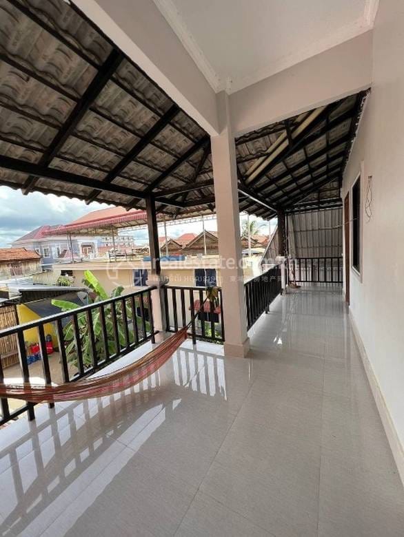 House and lot Na prodej with 1 Parking Space