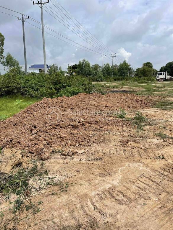 Krang Svay ที่ดิน สำหรับขาย ใน Krang Svay