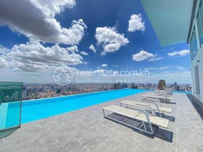 Condo For Rent with 1 Parking Space