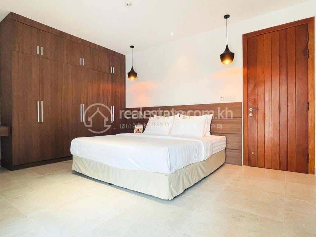 3 Bedrooms Apartment For Rent for $2,000