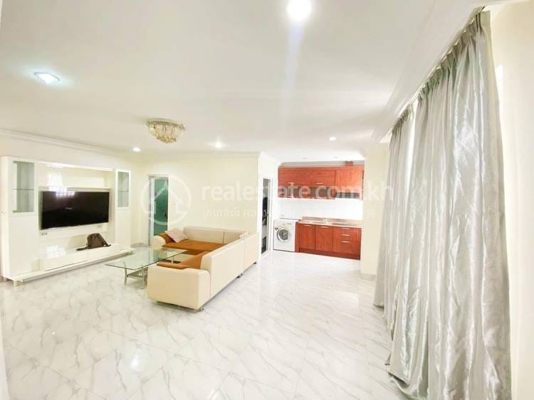 Flat For Rent in Tonle Bassac, Chamkarmon, Phnom Penh