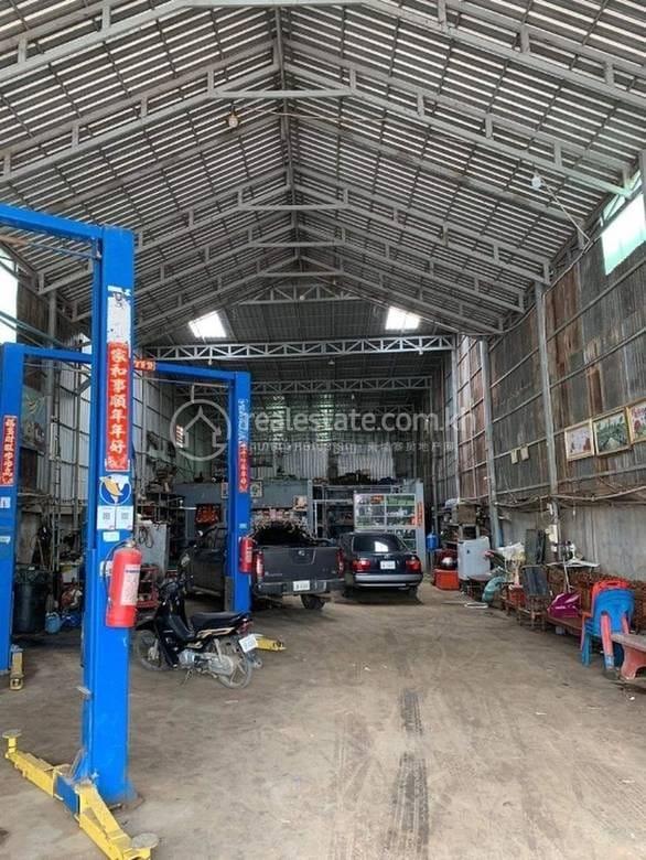 Serei Saophoan Entrepôt À vendre à Teuk Thla Serei Saophoan $450,000