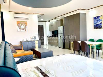 Condo For Rent in Chamkarmon $750