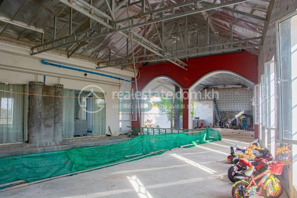 Svay Dankum Villa For Sale in Svay Dankum