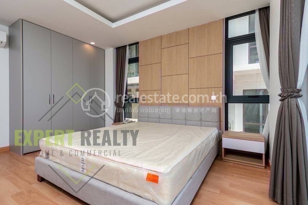 Chamkarmon Apartment For Rent in Chamkarmon
