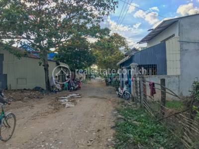 Kampong Samnanh县, 大金欧市, 干拉省