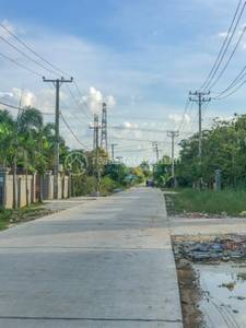 Kampong Samnanh县, 大金欧市, 干拉省