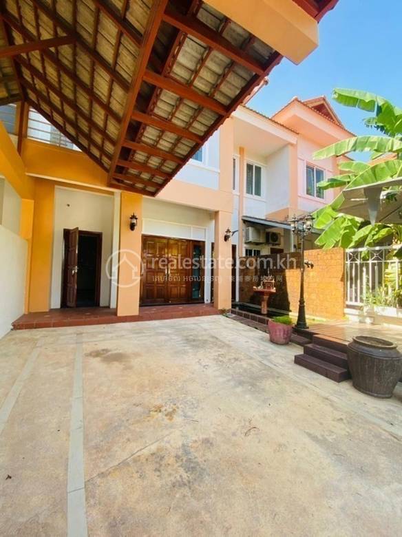 Chamkarmon别墅出租，价格$2,500