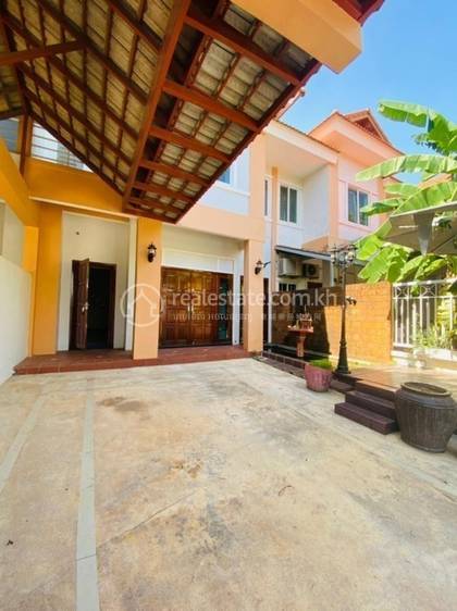 Chamkarmon别墅出租，价格$2,500