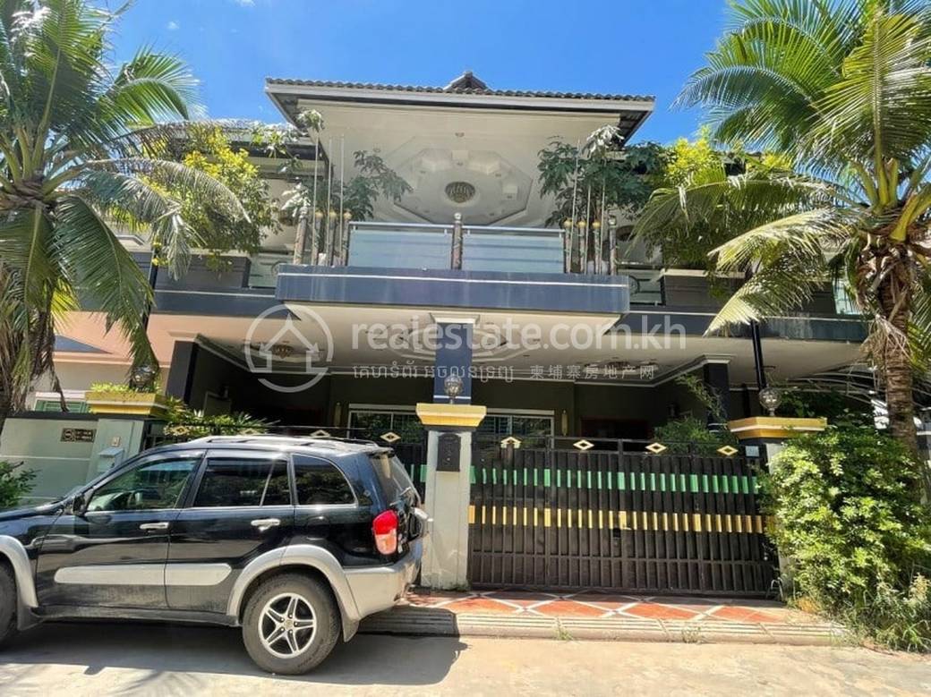 Twin villa for rent near Road 371, 6 bedrooms $1500