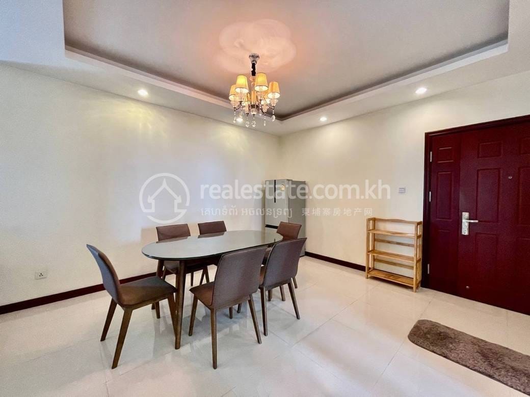 Apartment For Rent with 1 Parking Space
