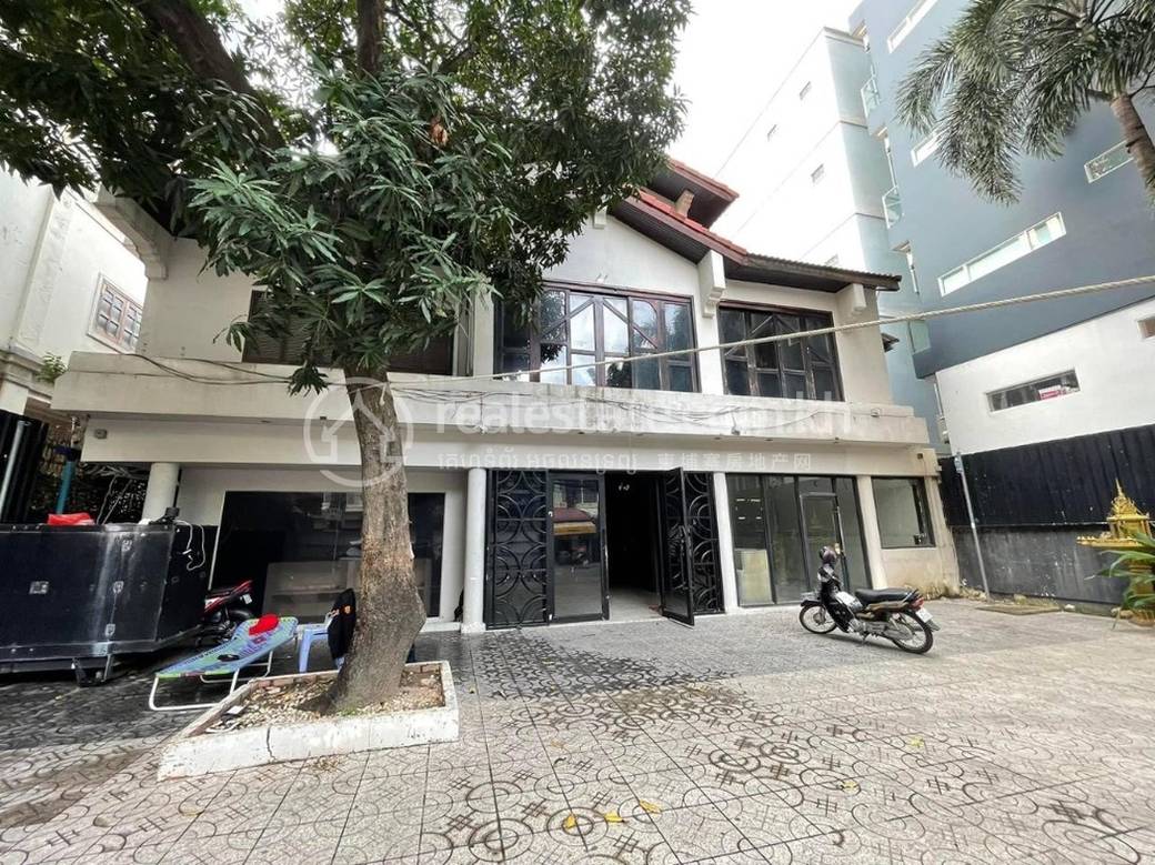 BKK 1 ร้านอาหาร สำหรับเช่า ใน BKK 1