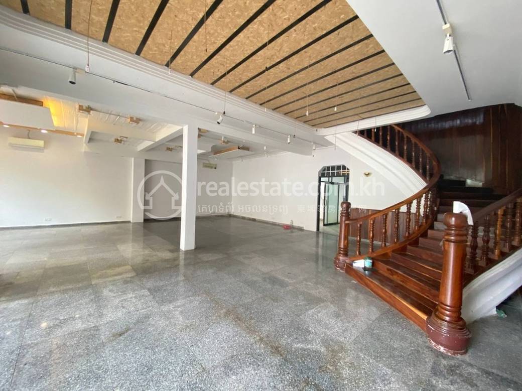 Boeng Keng Kang Restaurant For Rent in Boeng Keng Kang