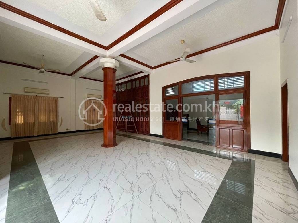 Toul Kork Villa À louer à Toul Kork