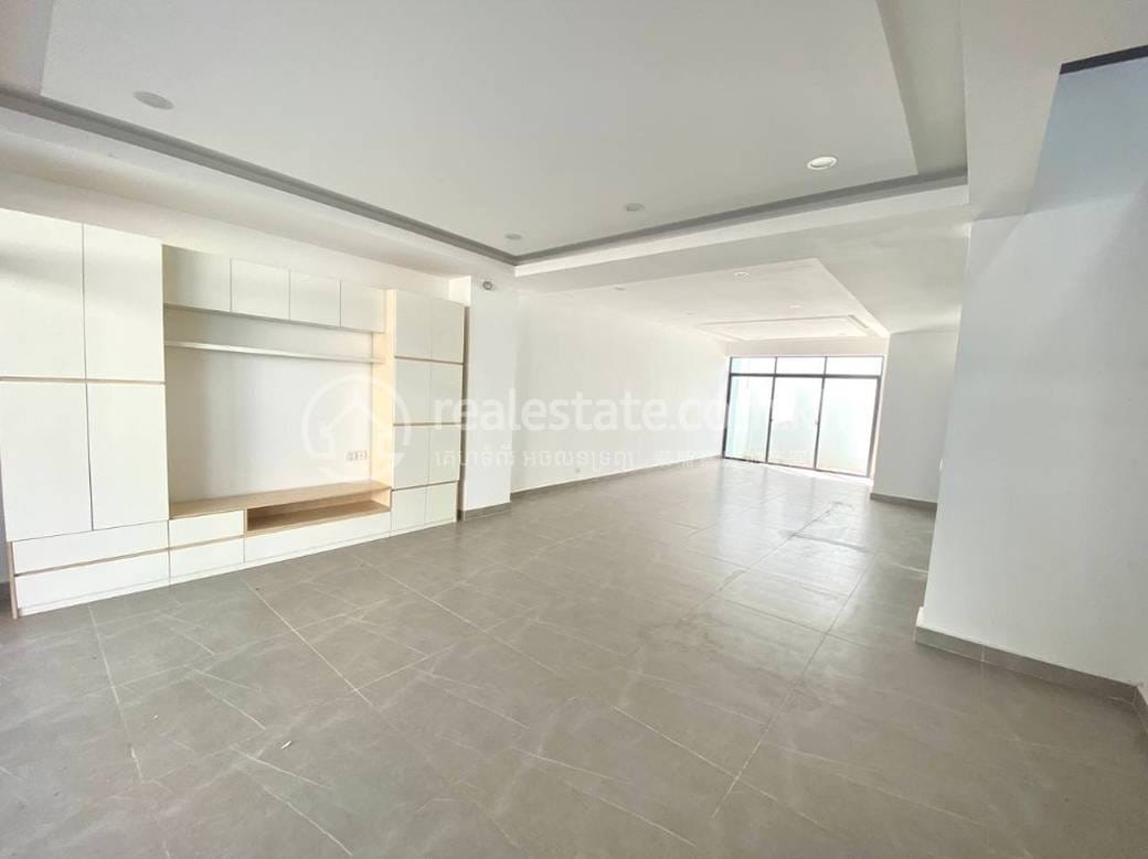Woodland Residences | House and lot Na prodej in Chak Angrae Kraom, Meanchey, Phnom Penh