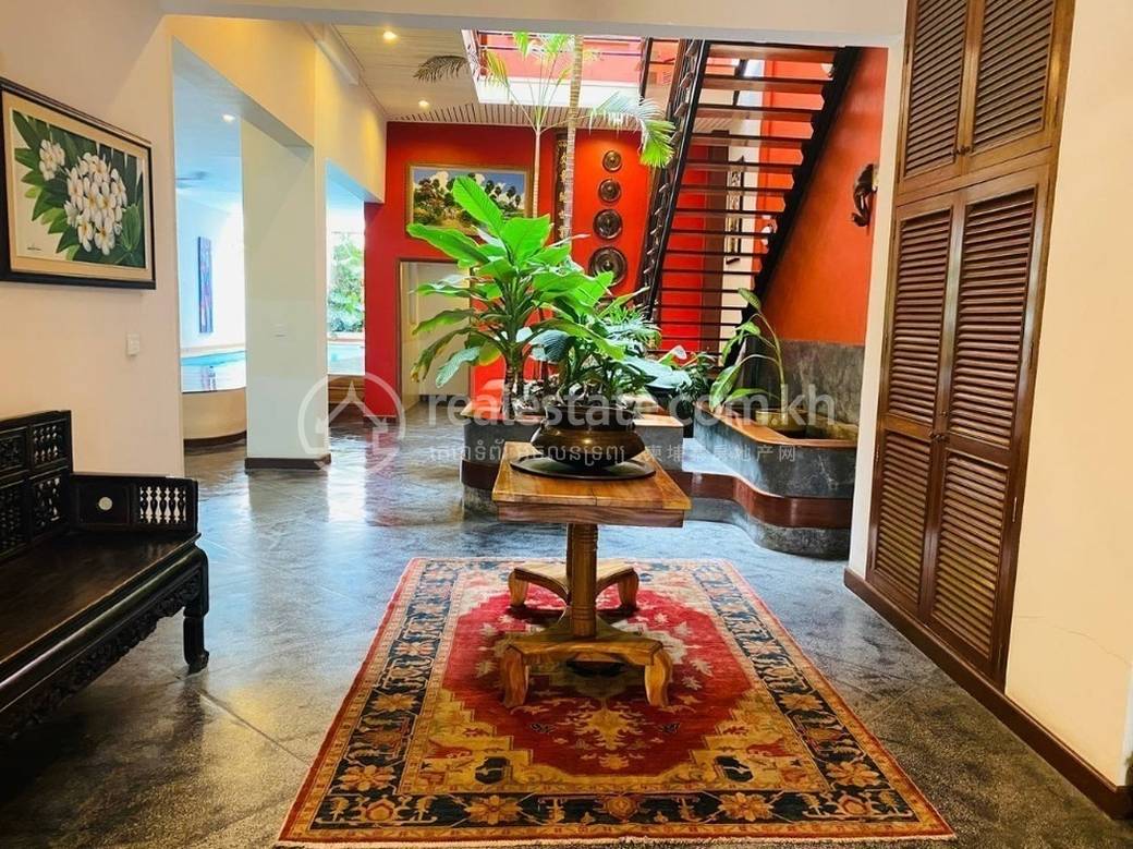 Daun Penh Apartment For Rent in Daun Penh