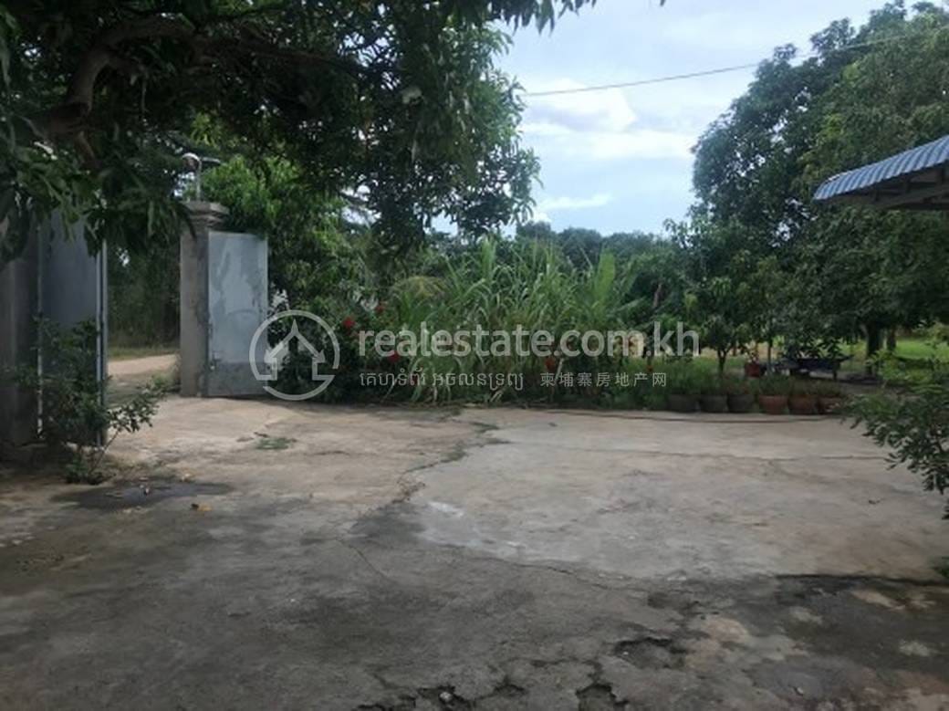 Chbar AmpovLot出售，价格$1,612,000