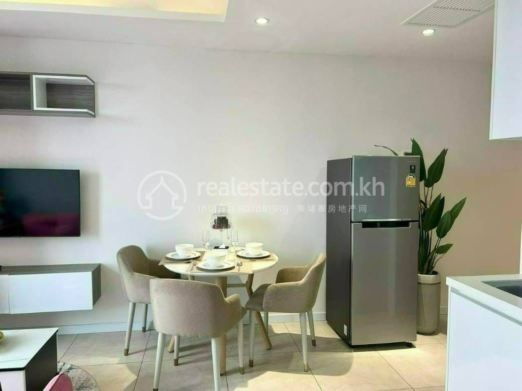Apartment For Rent with 1 Parking Space