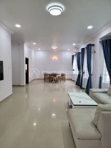 Tonle Bassac, Chamkarmon, Phnom Penh