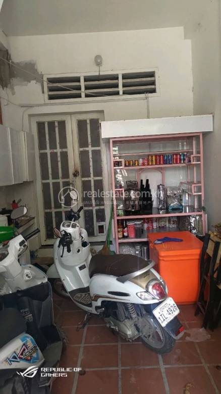 143 sqm Living Size House and lot For Sale in Meanchey