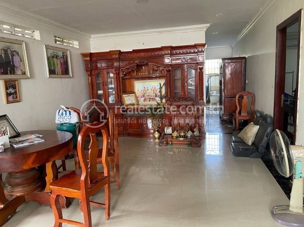 Khmuonh Entrepôt À vendre à Khmuonh