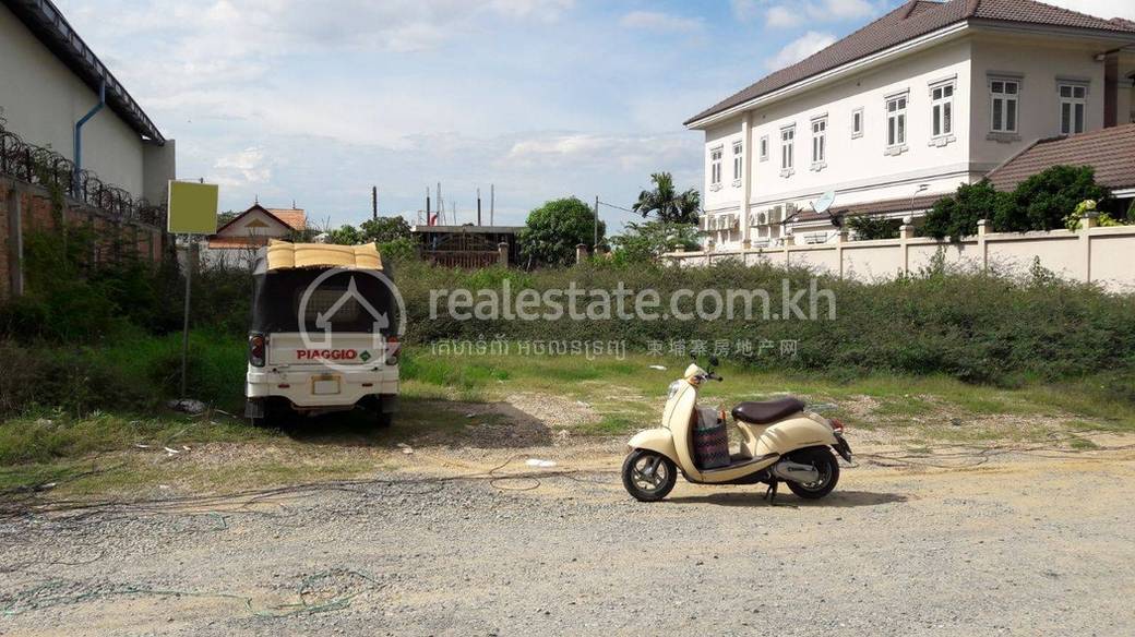 Kouk Khleang Lot For Sale in Kouk Khleang