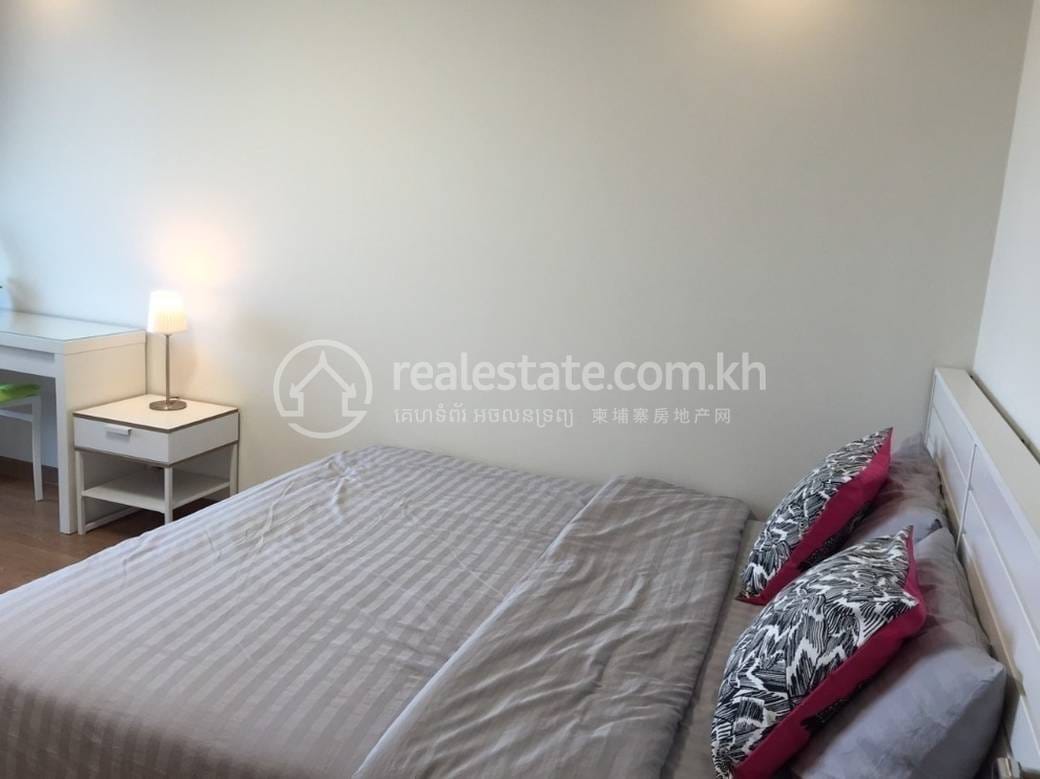 De Castle Royal Condominium | Furnished Condo For Sale