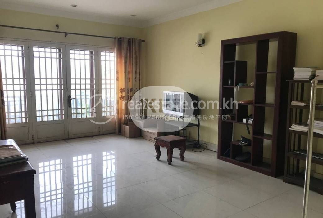 Toul Kork ផ្ទះល្វែង សំរាប់លក់ នៅToul Kork
