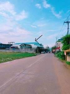 ឃ្លាំង សំរាប់លក់ នៅ សំរោងក្រោម, ពោធិ៍សែនជ័យ, ភ្នំពេញ