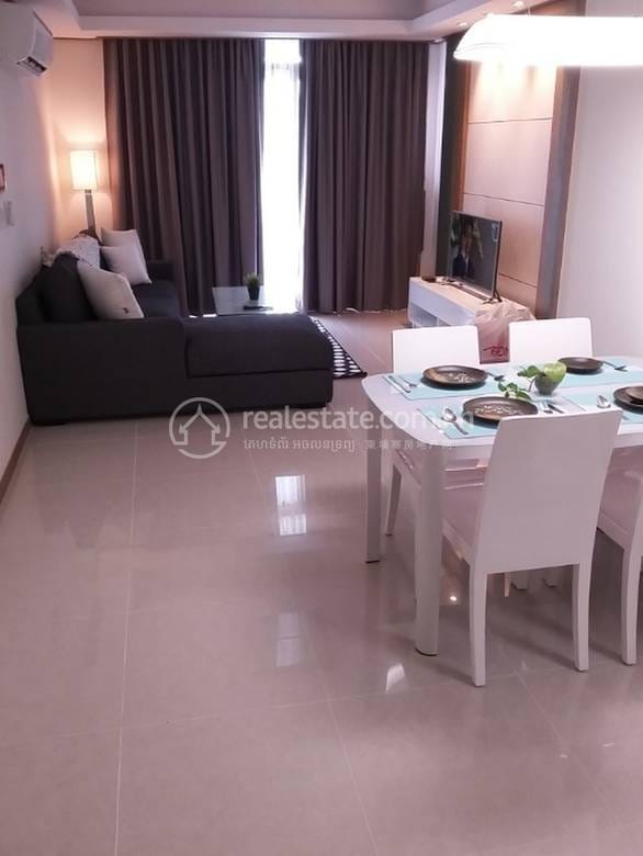 De Castle Royal Condominium | Condo Na prodej with 1 Parking Space