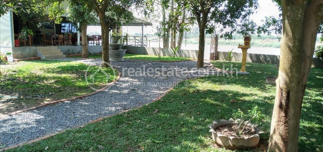 Lot For Sale in Kien Svay $700,000
