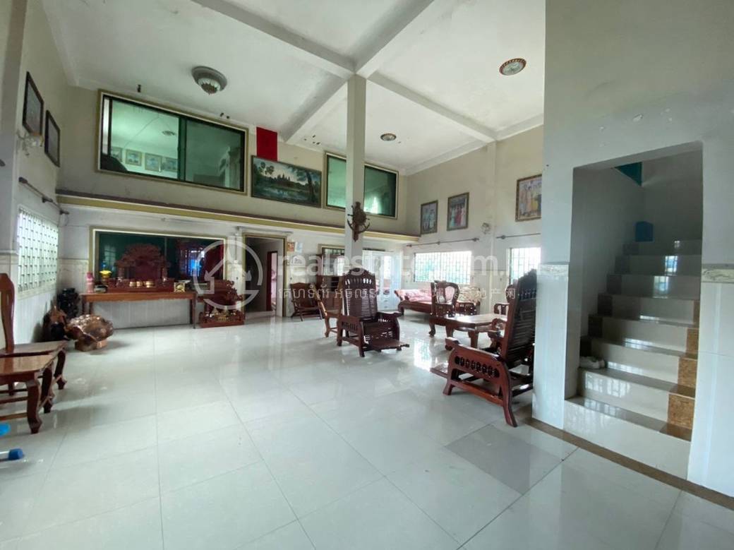 Meanchey579.2平方米使用面积House and lotFor Sale & Rent
