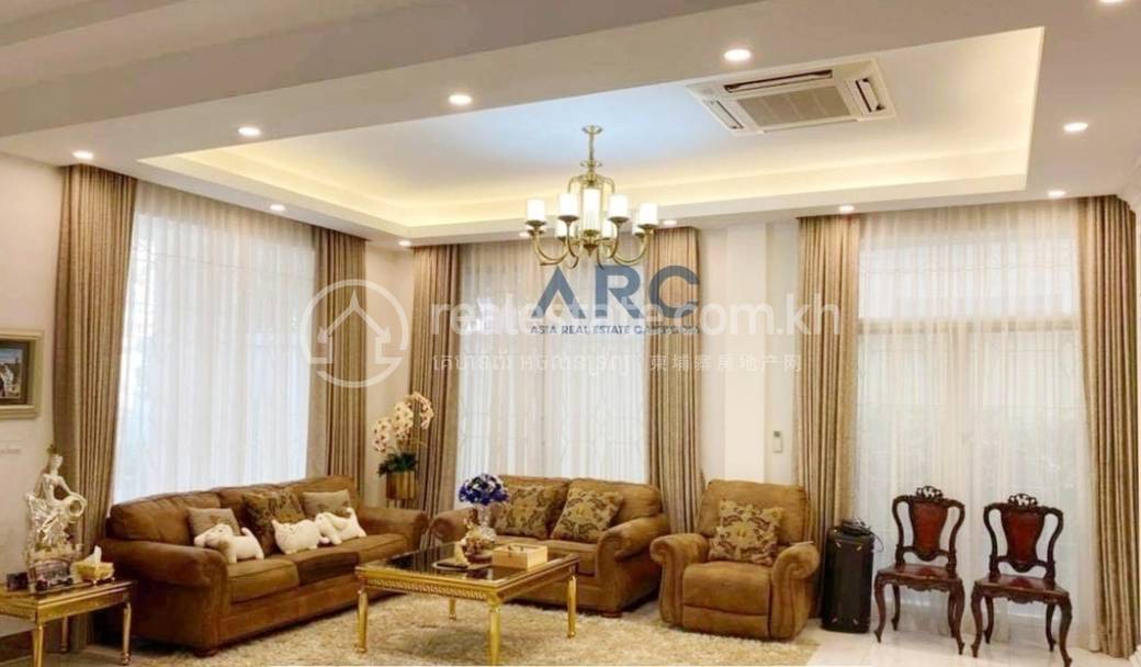 Vila Na prodej in Sen Sok $1,095,000