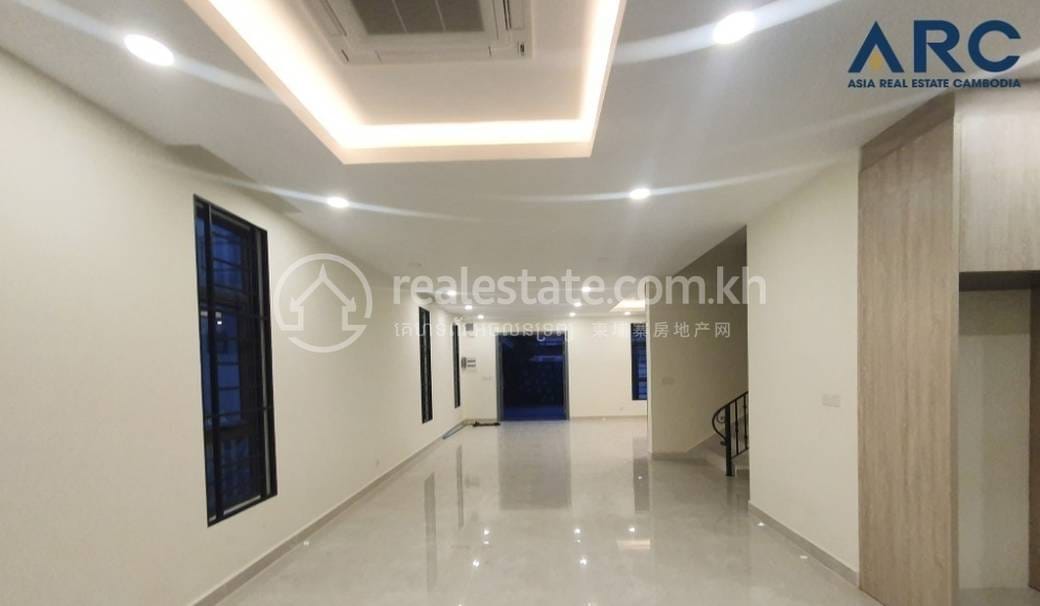 Russey Keo Villa For Sale in Russey Keo