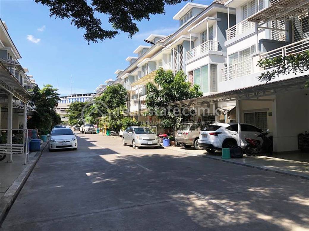 Meanchey别墅出售，位于Meanchey
