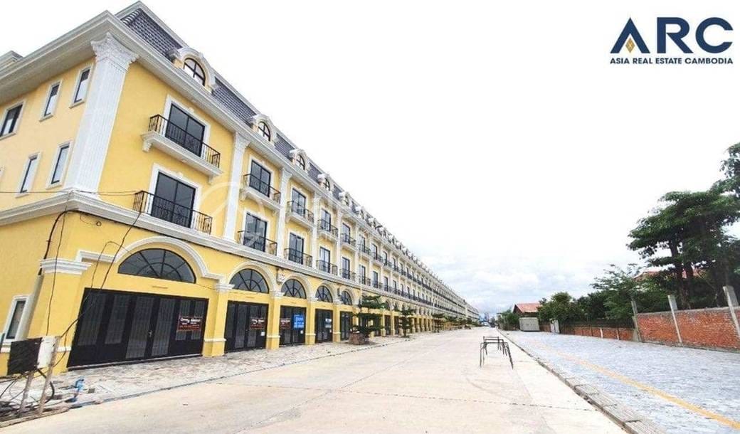 Chroy Changvar Shophouse For Rent in Chroy Changvar