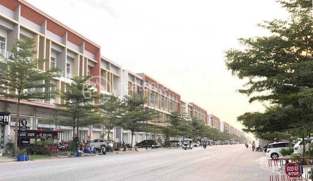 Chroy Changvar店屋出售，位于Chroy Changvar