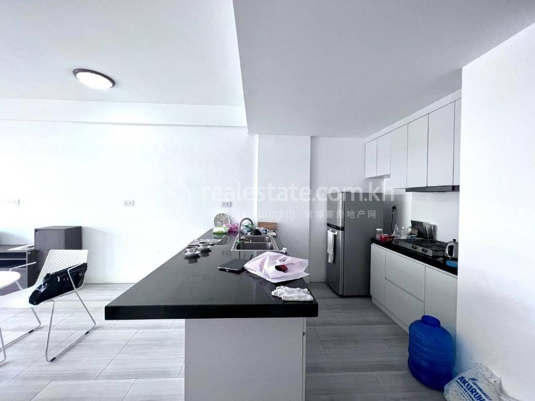Condo For Sale & Rent avec 1 place de parking