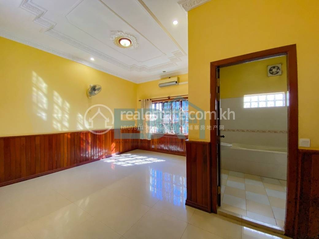 วิลล่า สำหรับเช่า ใน Siem Reap $1,500