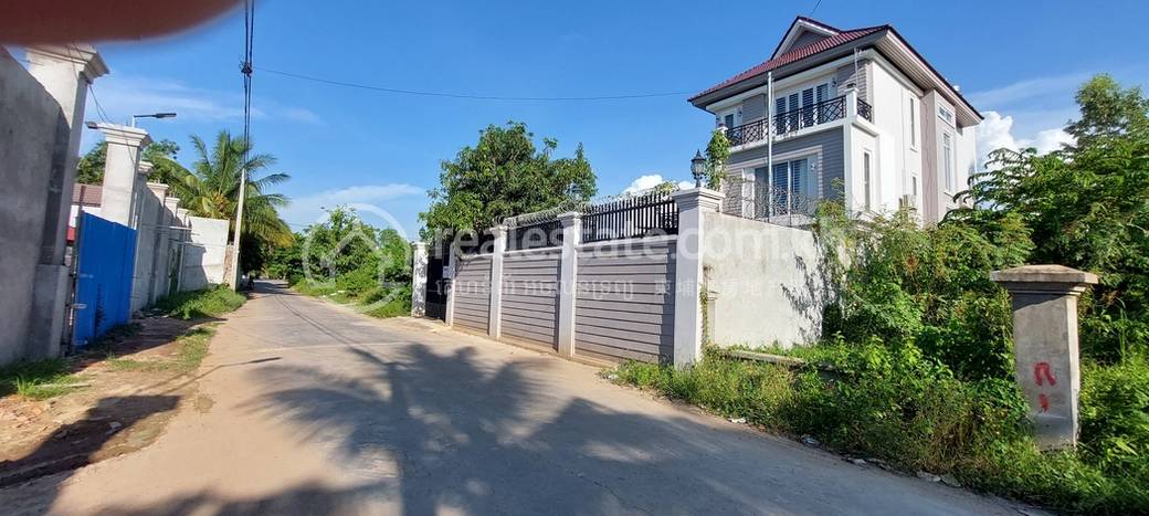 Villa For Sale & Rent in Tiger Street 114, Preaek Aeng, Chbar Ampov, Phnom Penh