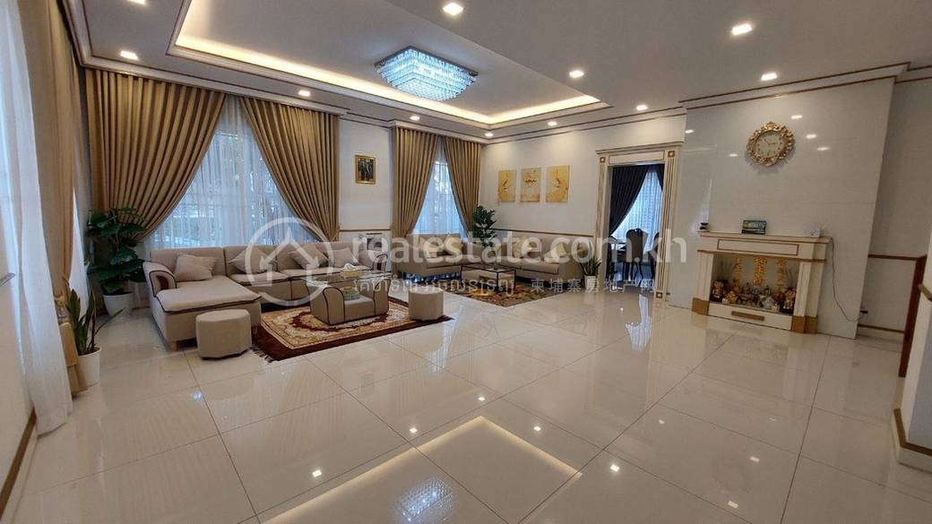 $3,500 Villa