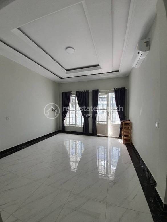 ផ្ទះ តម្លៃ $129,000